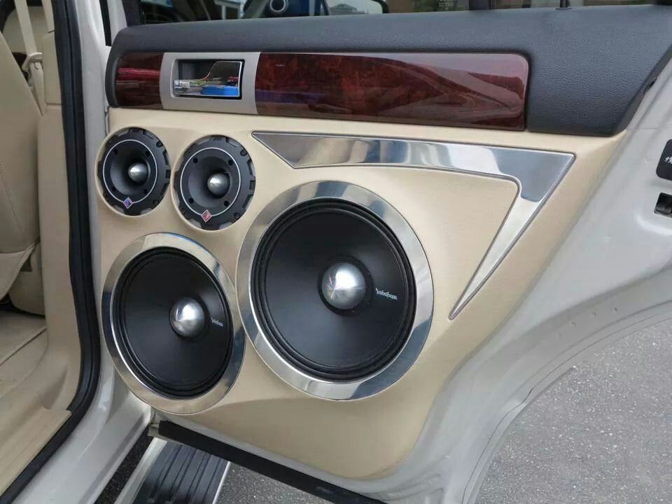 Car speaker